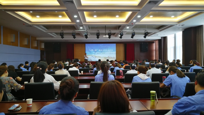 ͶFek“һһ·”O(sh)}v (2).jpg